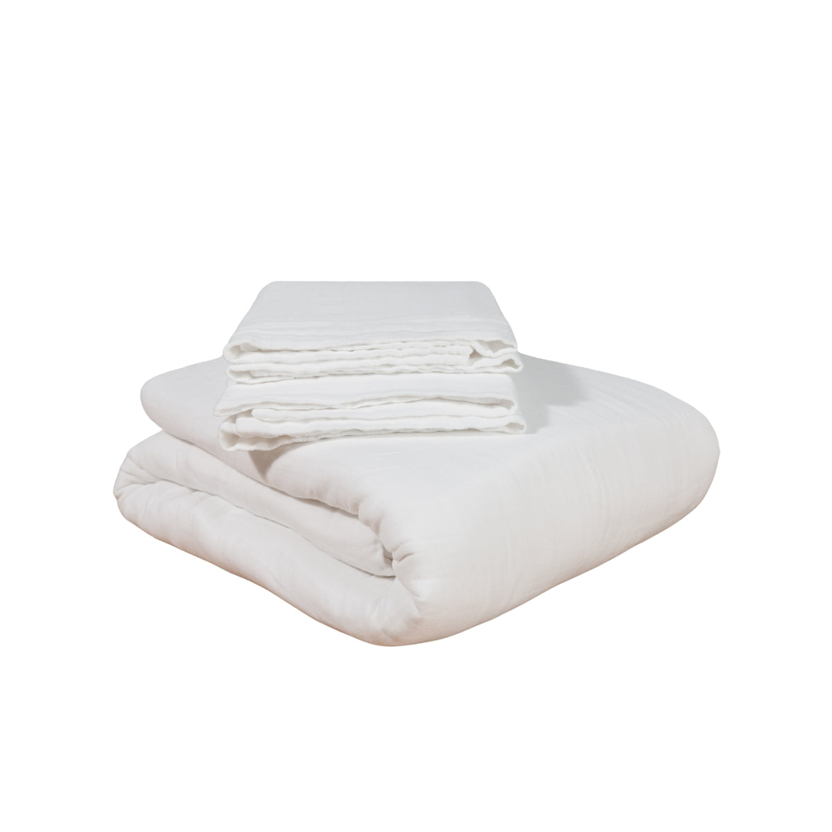 Folded duvet set against a white background #color_arctic snow